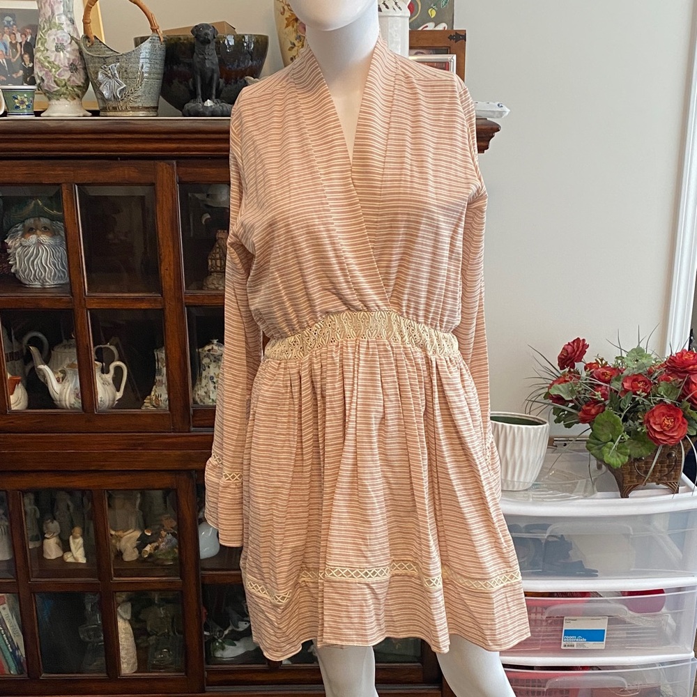 Elegant Long Sleeve Striped Dress